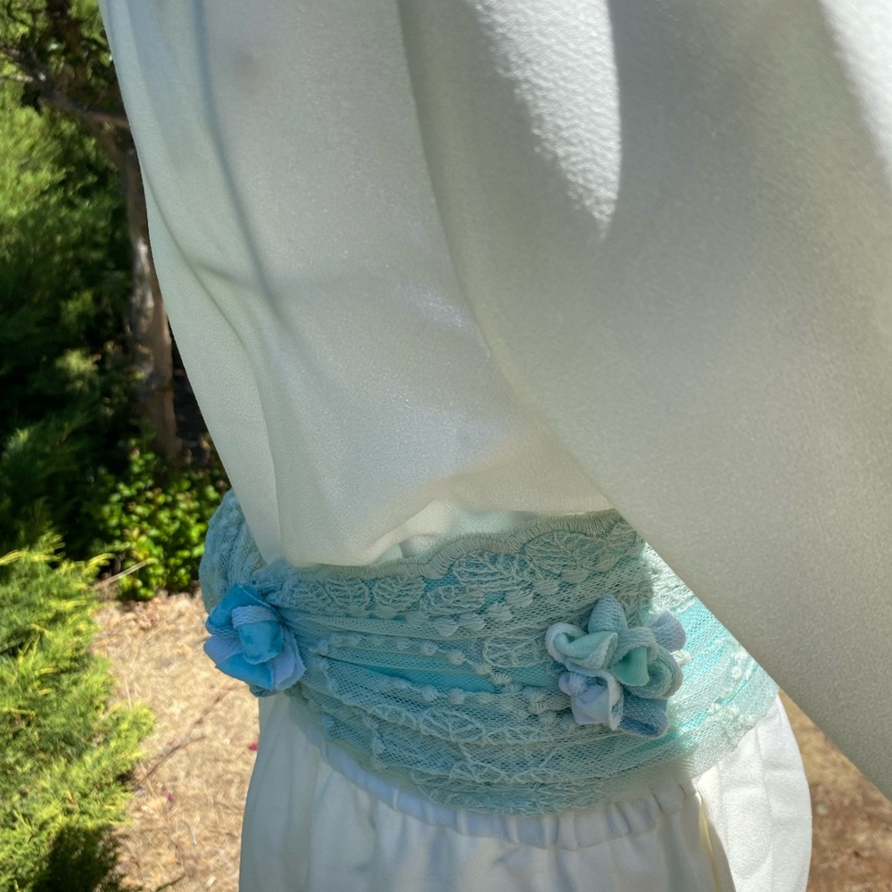 Kreativekristen Artisan turquoise embellished lace cumbetbun Belt - Picture 10 of 12